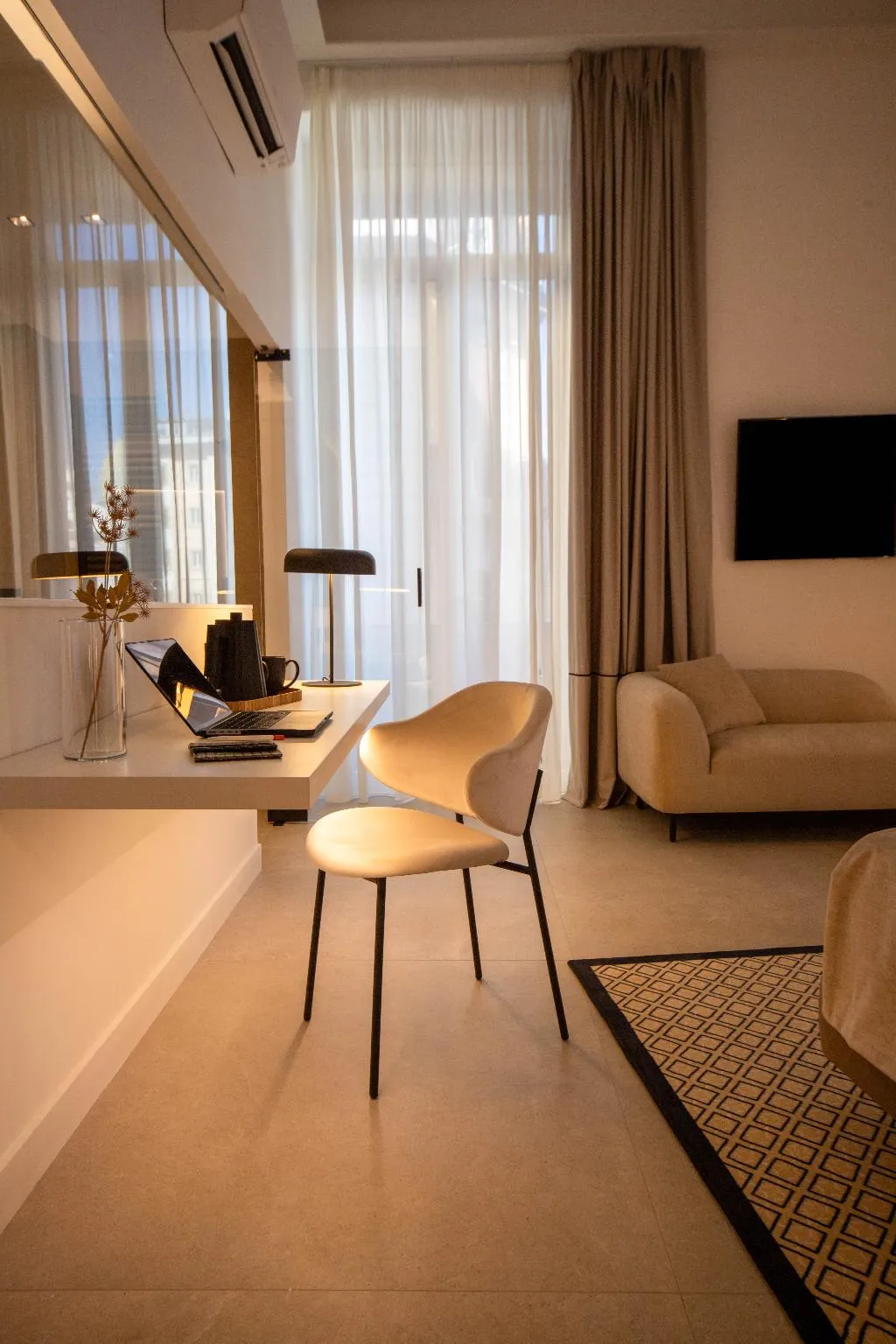 DOUBLE DELUXE SUPERIOR Room, Mamalu Studios And Suites, Naples