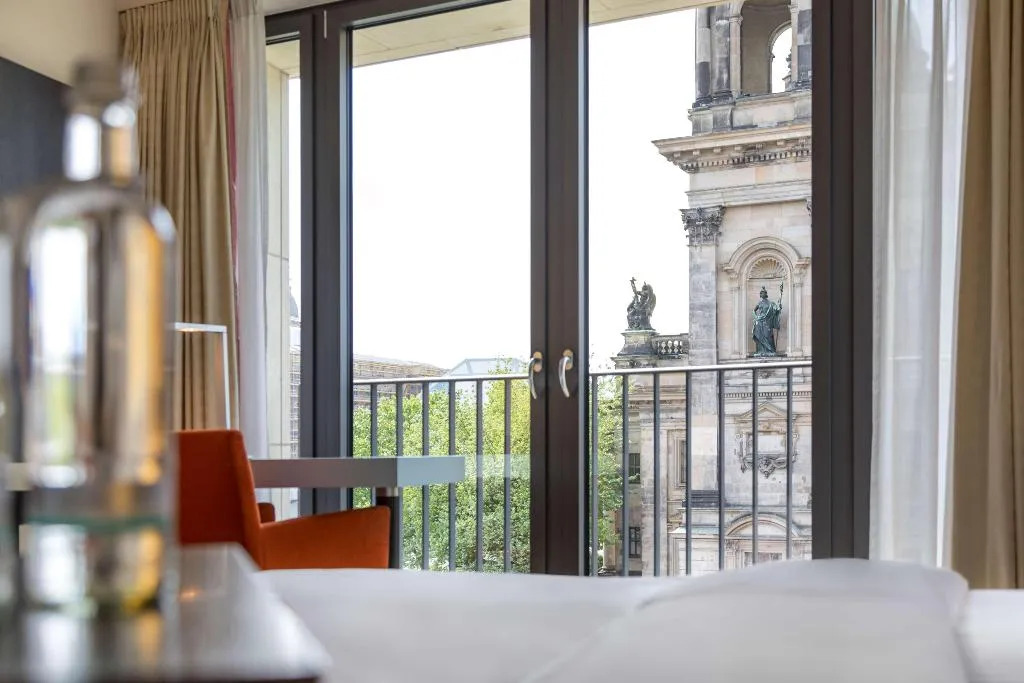 Room, Radisson Collection Hotel, Berlin, Berlin