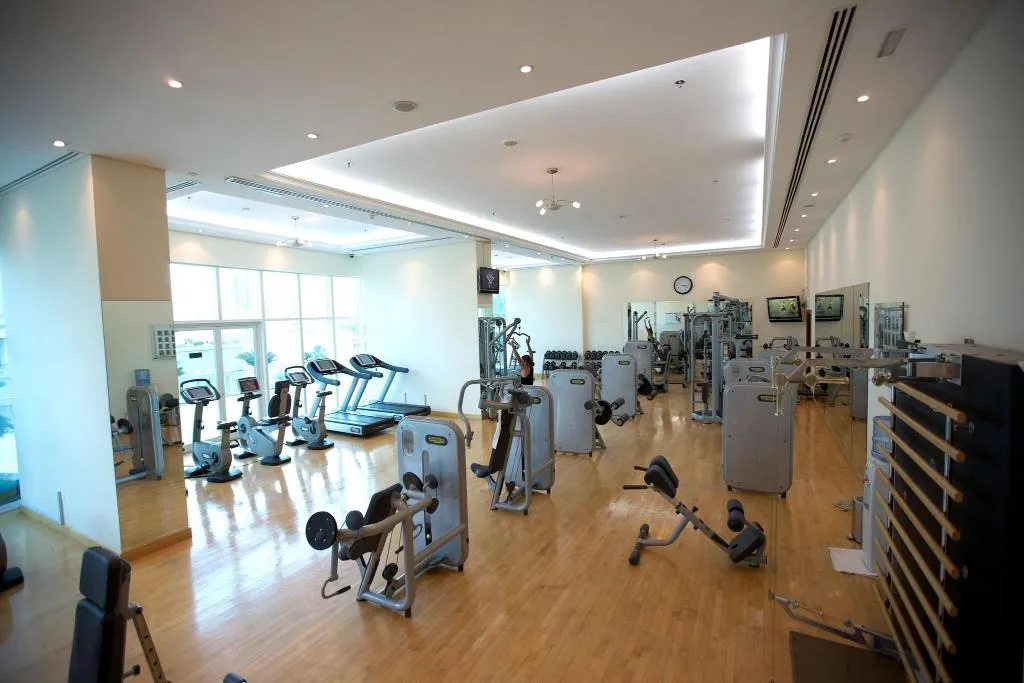 Sports and Entertainment, Tamani Marina Hotel and Hotel Apartment, Dubai