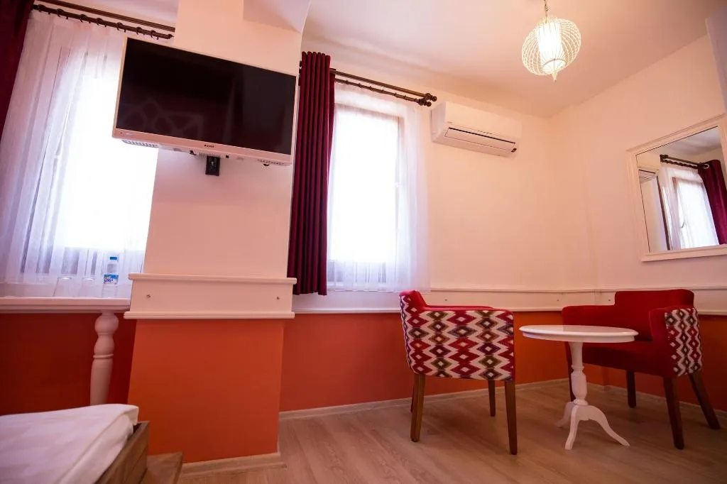 Room, Menendi Otel, Izmir