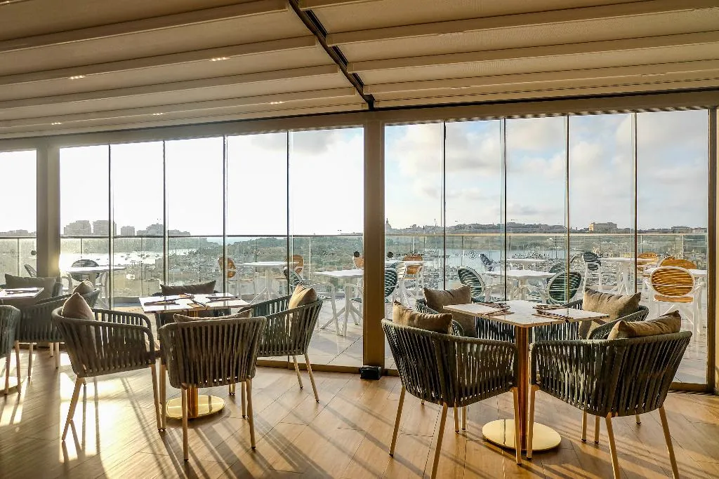 Restaurant, Grands Suites Hotel Residences & Spa, Malta