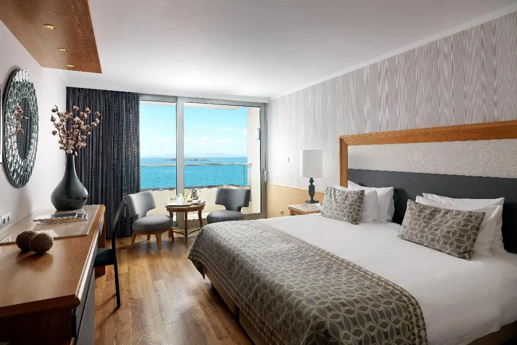 Double or Twin EXECUTIVE SEA VIEW Room, Divani Apollon Palace and Thalasso, Athens