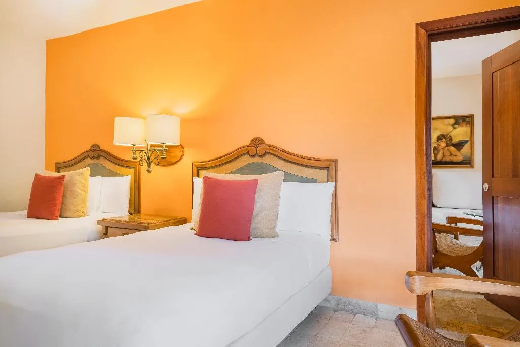 FAMILY ROOM TWO BEDROOMS Room, Iberostar Waves Paraiso Beach All Inclusive, Cancun Area