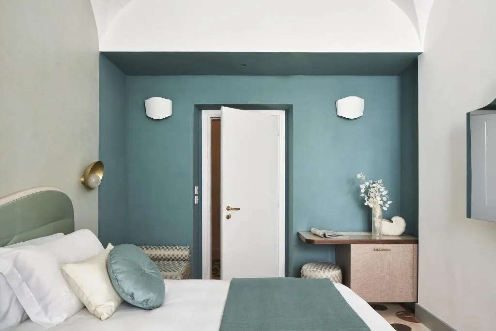 Room, Palazzo Avino, Naples