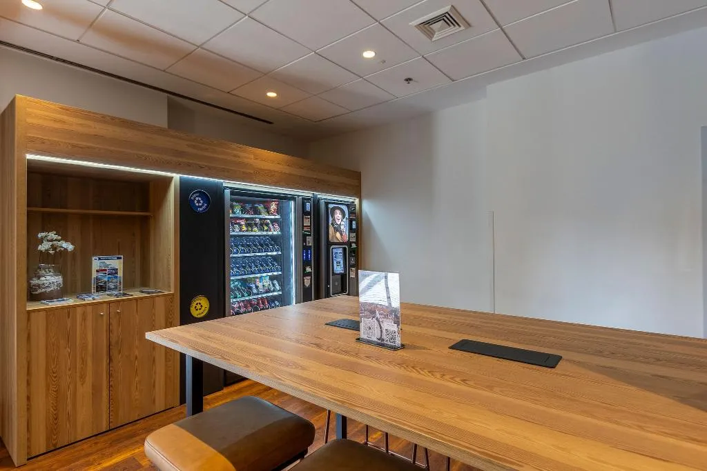 Lobby, Travelodge Barcelona Poblenou, Barcelona