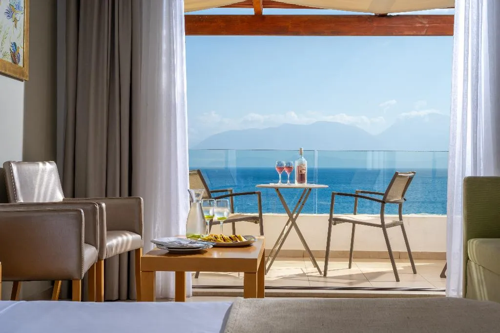 Room DELUXE Room, Miramare Resort & Spa, Crete