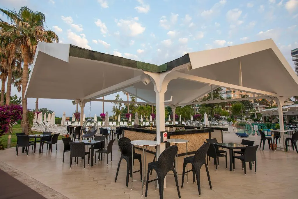 Bar, Falcon Hotel, Antalya