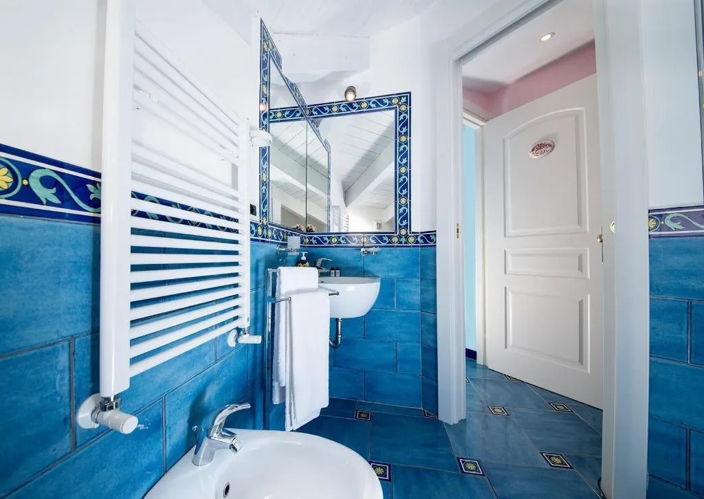 Room, B B Villa Fabiana, Naples
