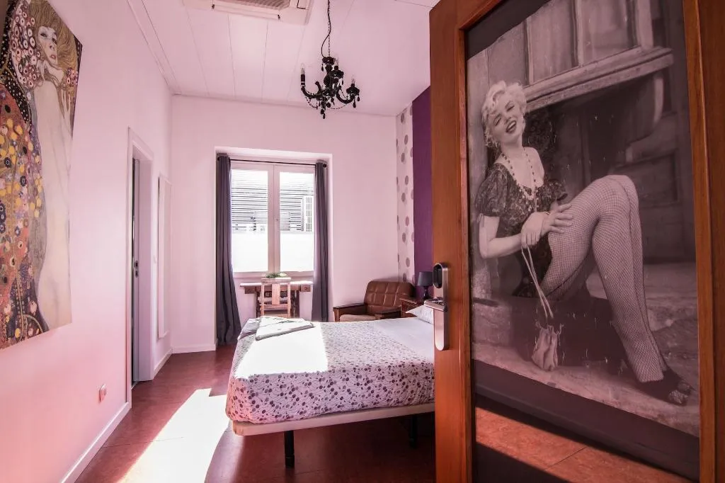 Room, Sunset Destination Hostel, Lisbon