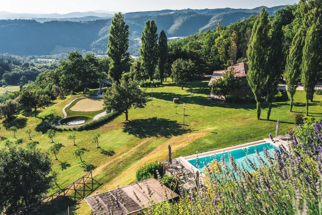 Sports and Entertainment, Nikis Resort, Umbria