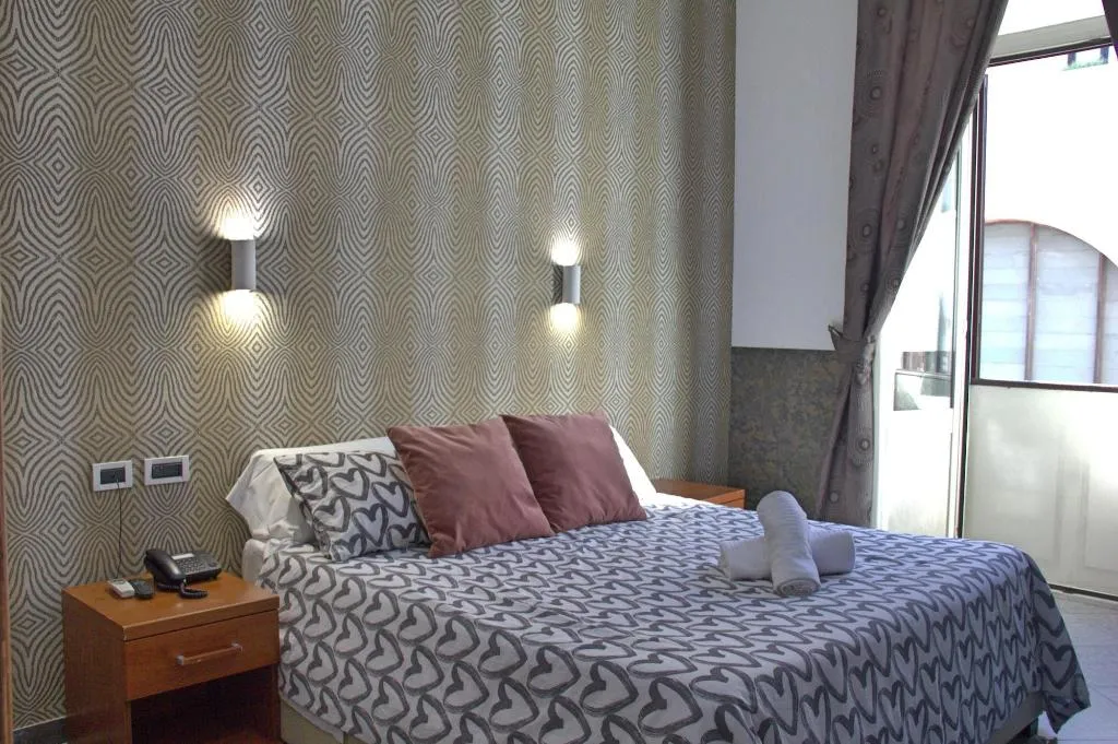Room, Hotel Ciao, Naples