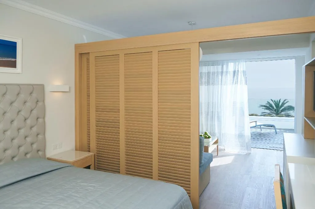 FAMILY ROOM SEA VIEW Room, Sunrise Beach Hotel, Cyprus