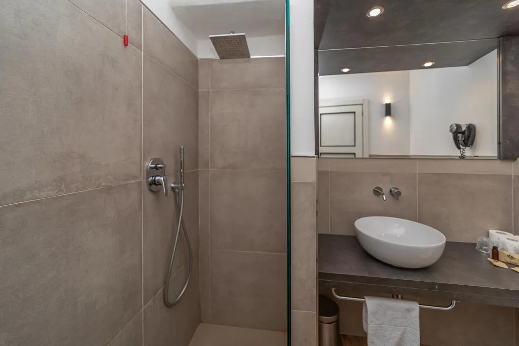 TRIPLE MOUNTAIN VIEW Room, Hotel la Torre Spa & Restaurant, Milan