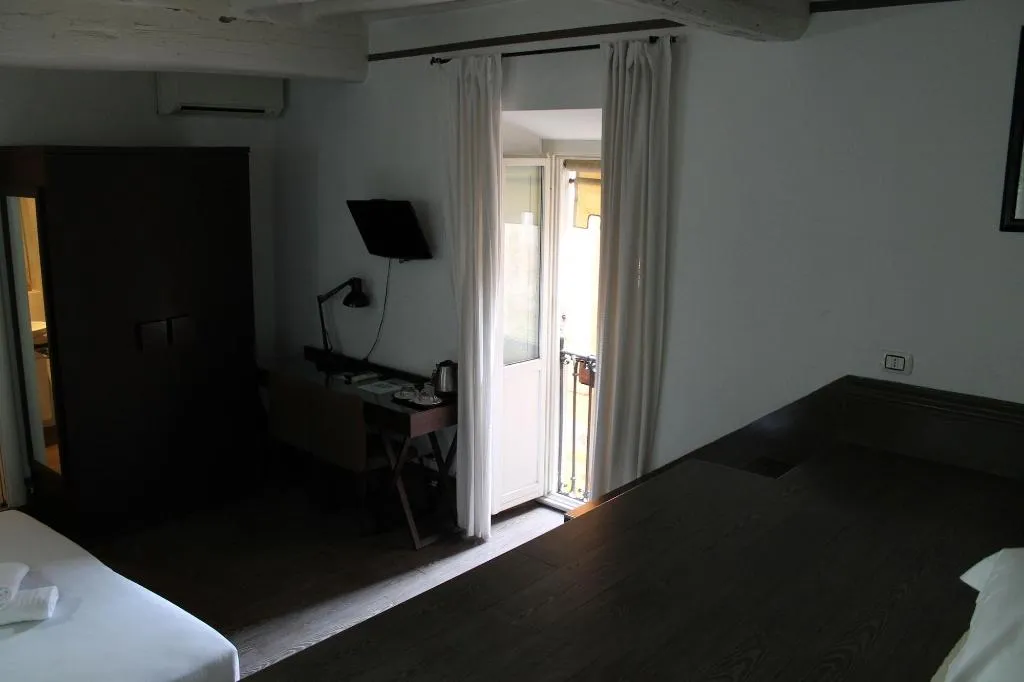 Room, Relais Palazzo Taverna, Rome