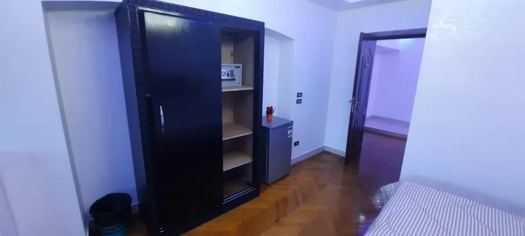Room, Nile Sky Hotel and Suites, Cairo