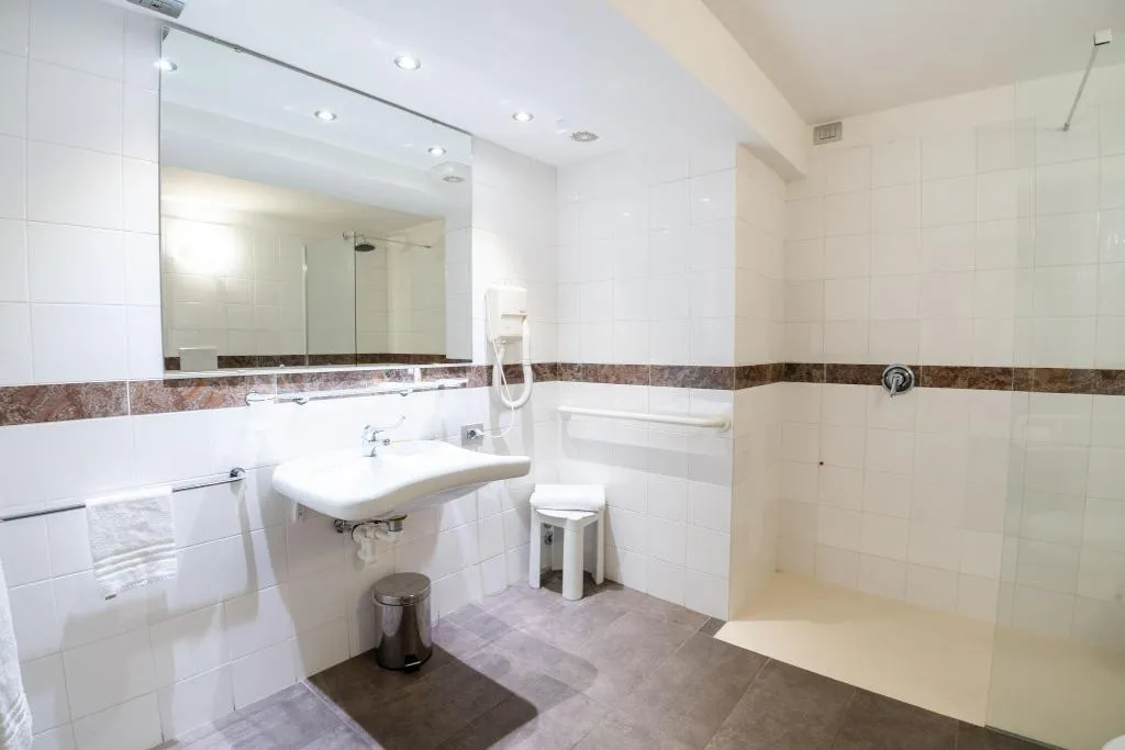 TWIN STANDARD Room, Hotel Como, Milan