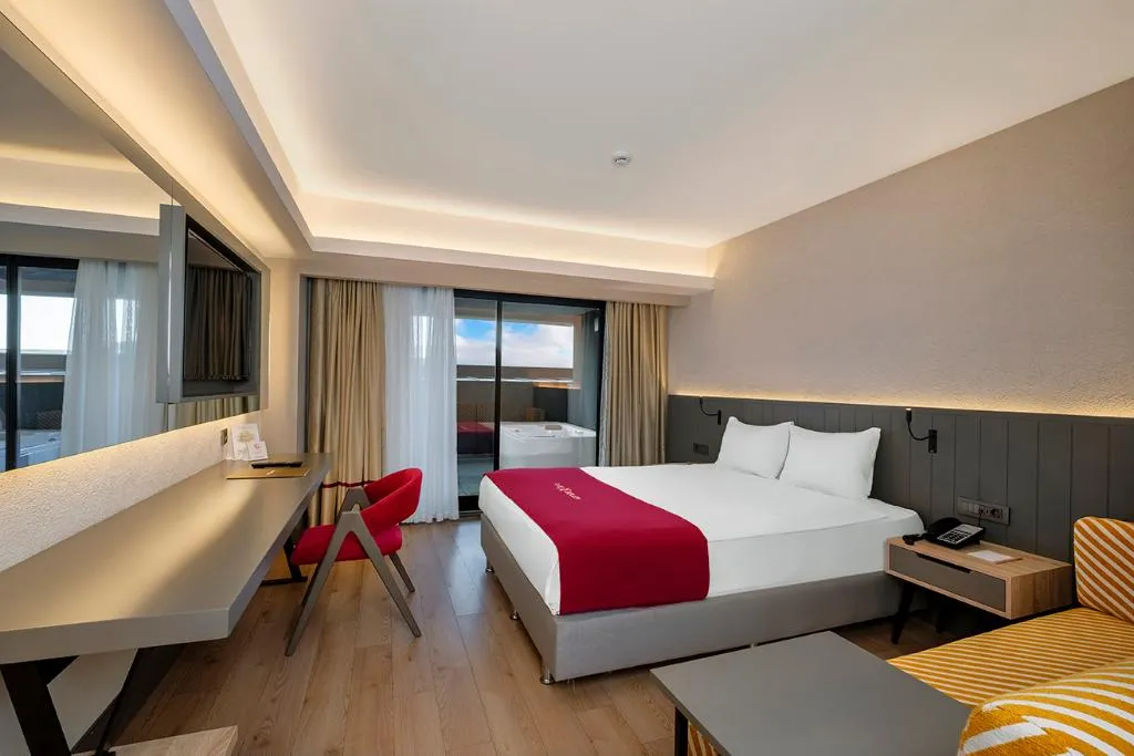 DOUBLE WITH JACUZZI Room, The X Belek, Antalya