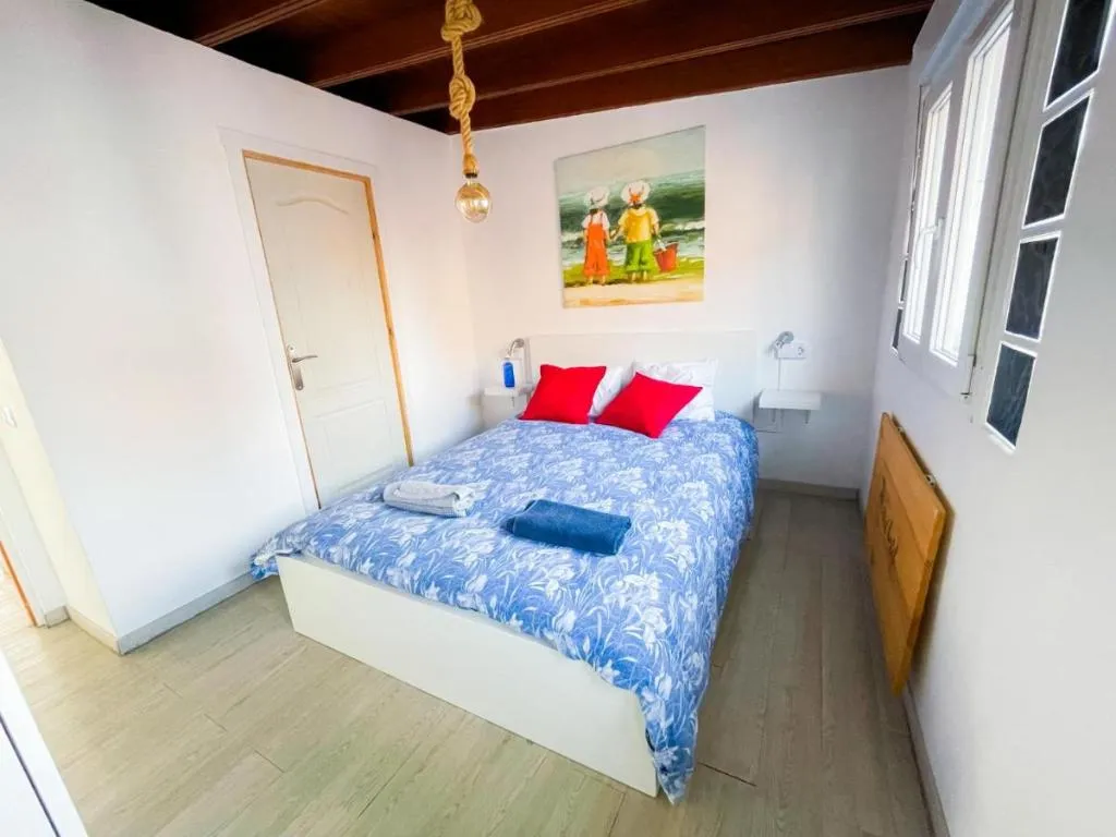DOUBLE STANDARD Room, Puerto Nest Hostel, Tenerife