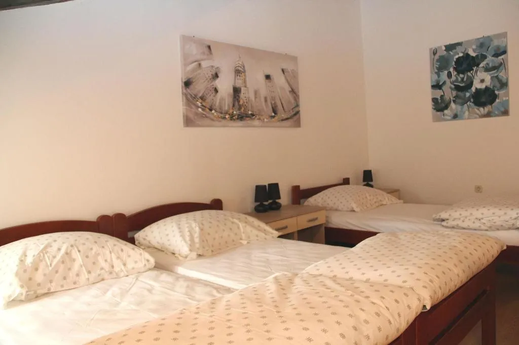 Room, Old Theatre Rooms And Apartments, Split