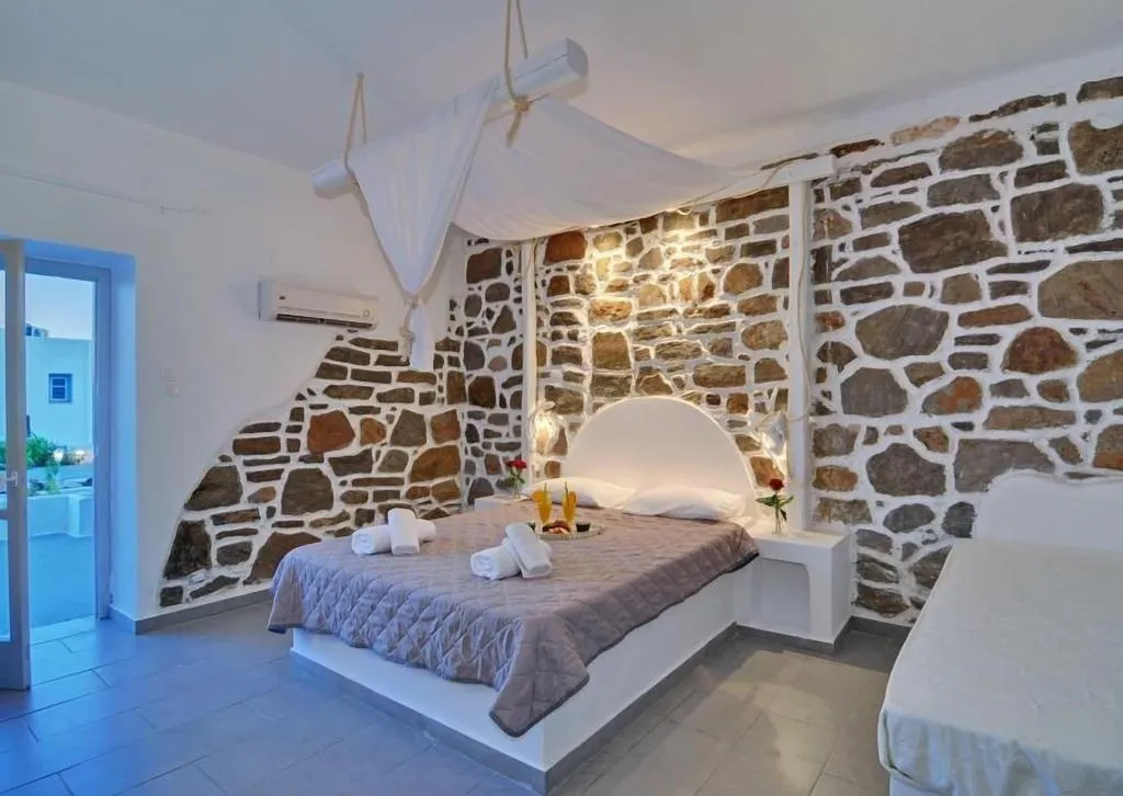 Room, Adamas Hotel, Santorini