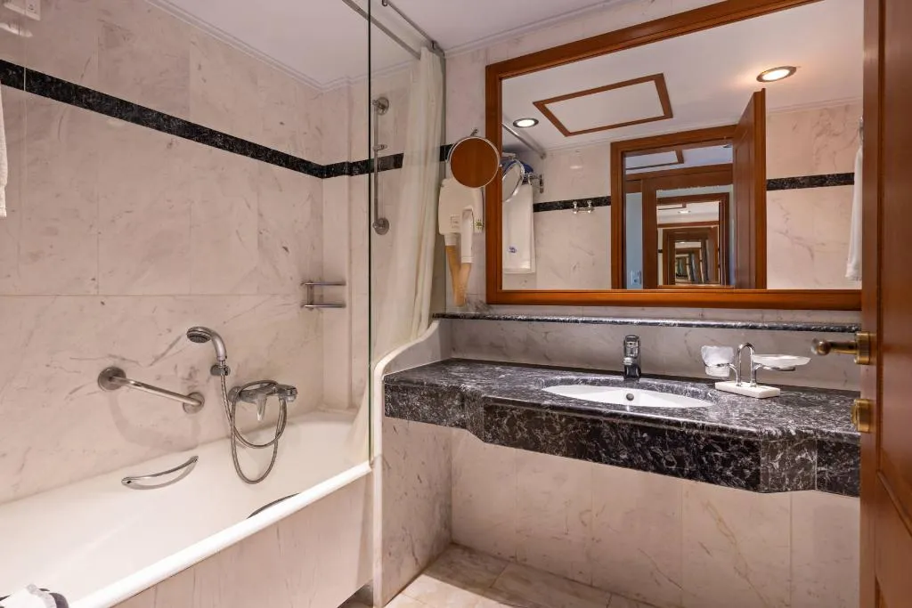 Double or Twin GARDEN VIEW Room, Hydramis Palace Beach Resort, Crete
