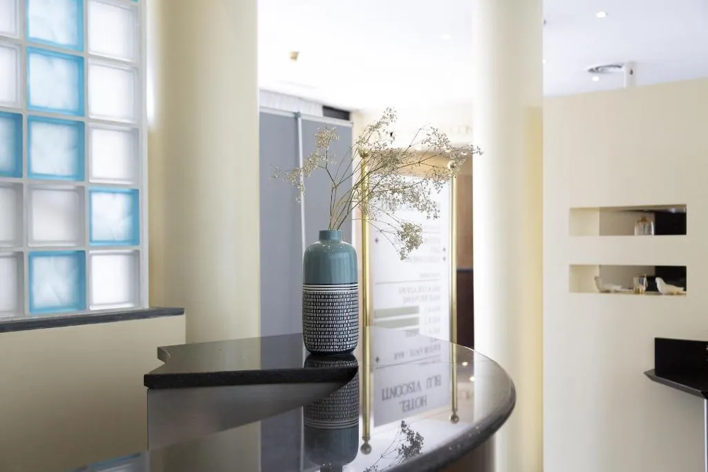 Lobby, iH Hotels Milano Blu Visconti, Milan
