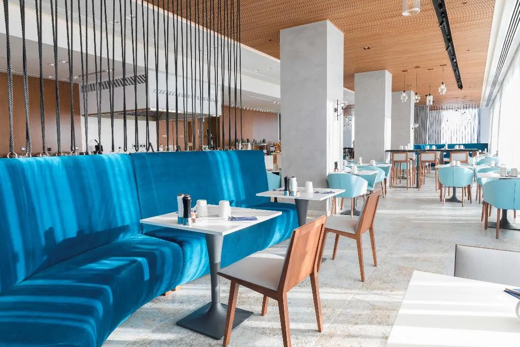 Restaurant, Radisson Blu Hotel Larnaca, Cyprus