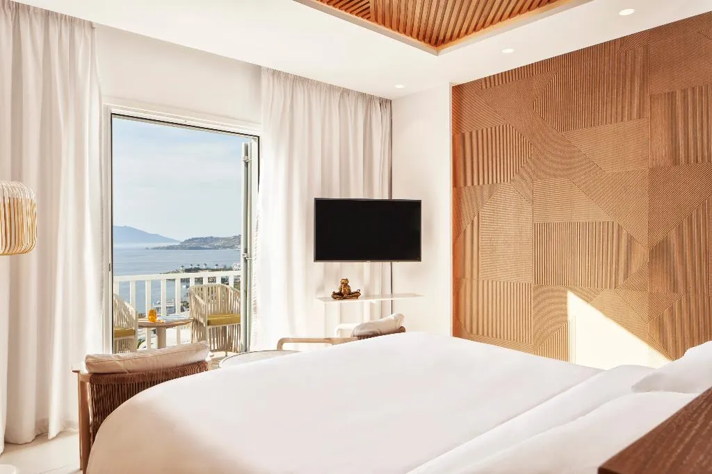 JUNIOR SUITE SEA VIEW Room, Myconian Korali Relais & Chateaux, Mykonos
