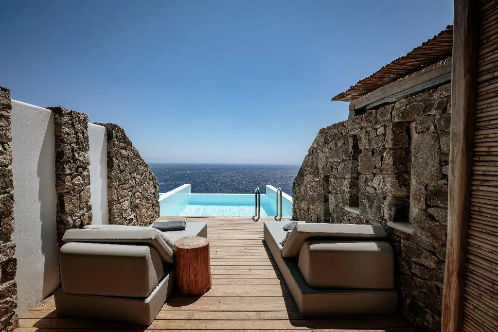 JUNIOR SUITE WITH PRIVATE POOL Room, Alissachni Mykonos, Mykonos