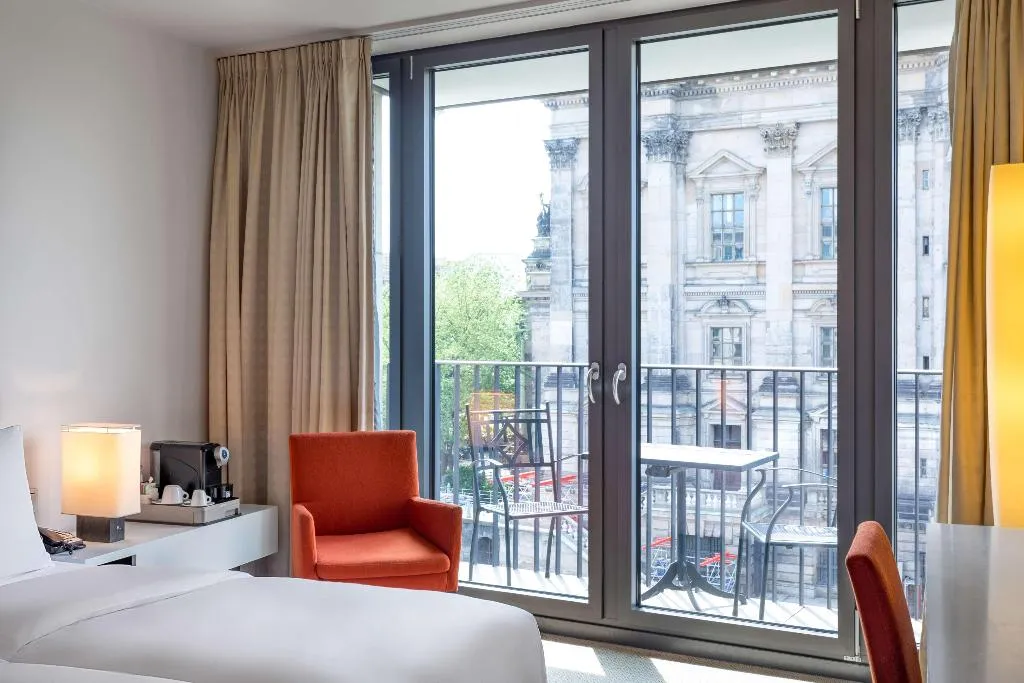Room, Radisson Collection Hotel, Berlin, Berlin