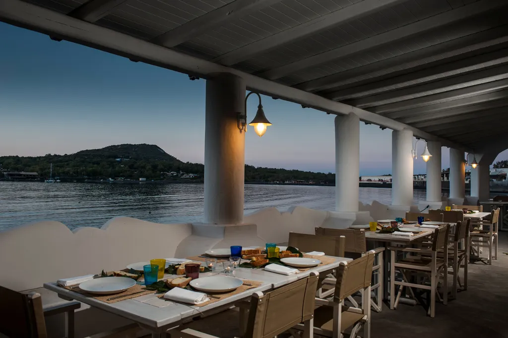 Restaurant, Mari Del Sud Resort, Vulcano, Palermo