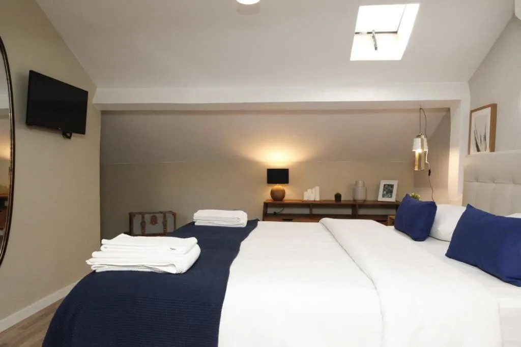 Room, Flores Guest House, Lisbon