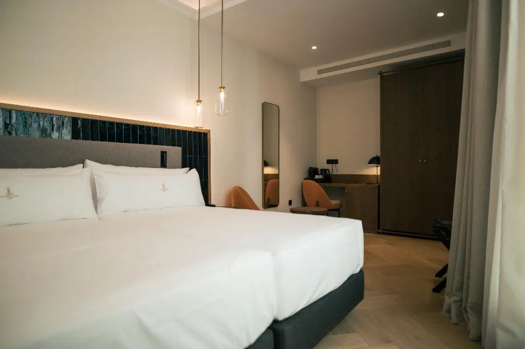 DOUBLE PREMIUM Room, Hotel Legado Magdalena, Seville