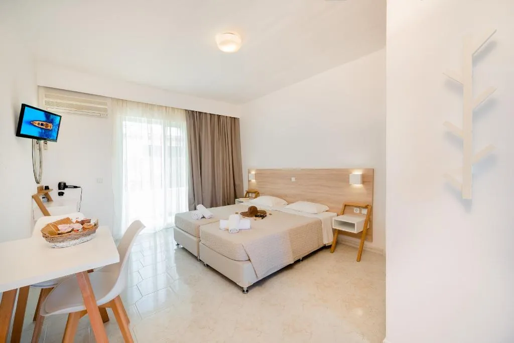 Double or Twin DELUXE WITH BALCONY Room, Sokrates Studios, Rhodes