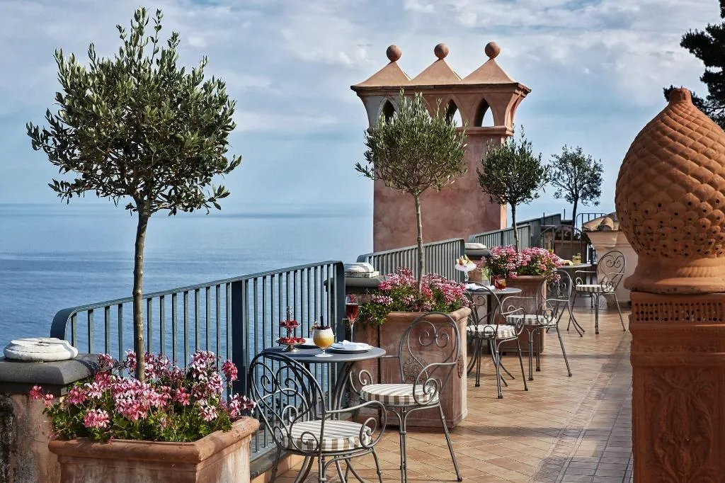 Restaurant, Palazzo Avino, Naples