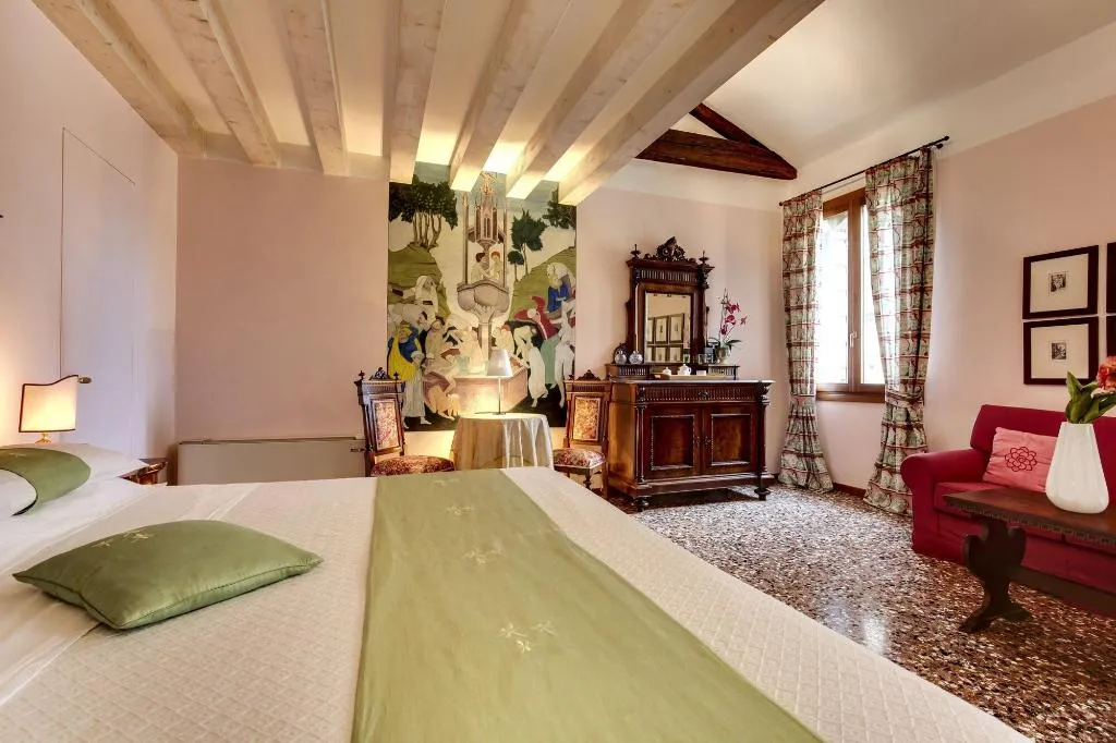 Room, La Villeggiatura, Venice