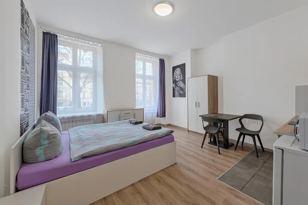 DOUBLE DELUXE Room, Queen Apartments, Krakow