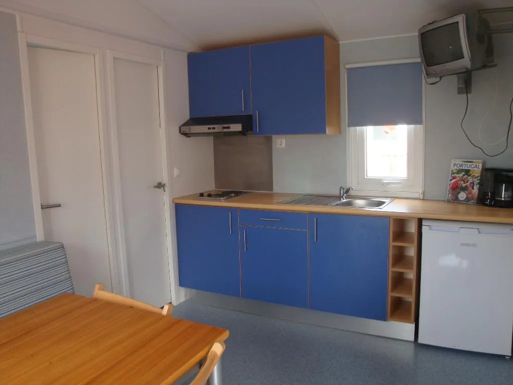 BUNGALOW CAPACITY 5 Room, Orbitur Madalena, Porto