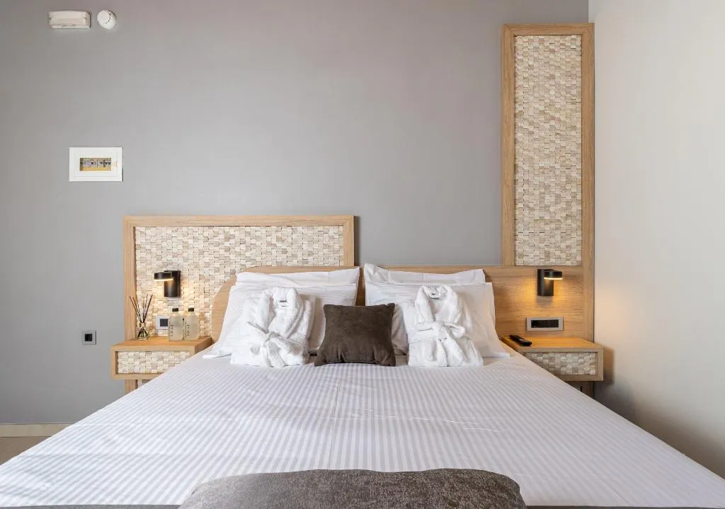 DOUBLE DELUXE Room, Metropolitan Pearl Boutique Hotel, Crete