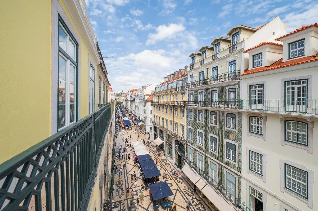 General view, Via Augusta 129, Lisbon