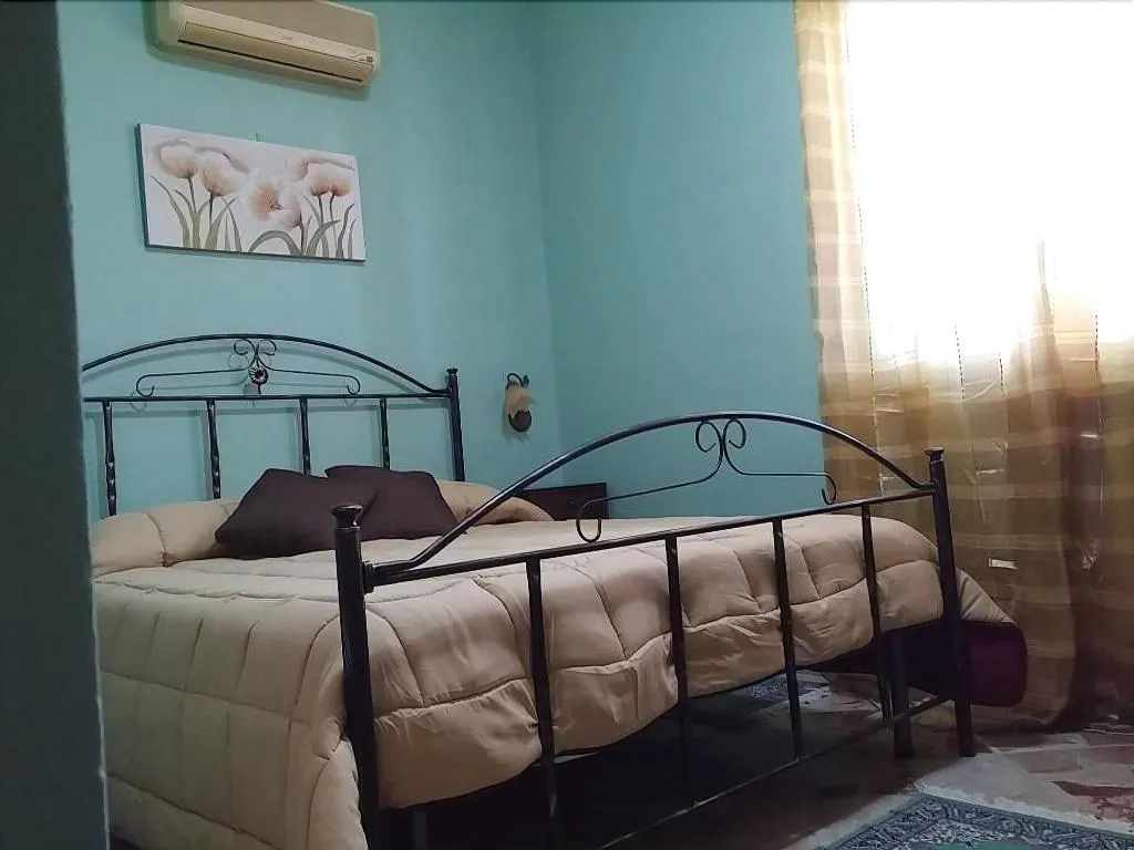 Room, B B Terra Del Sole, Catania