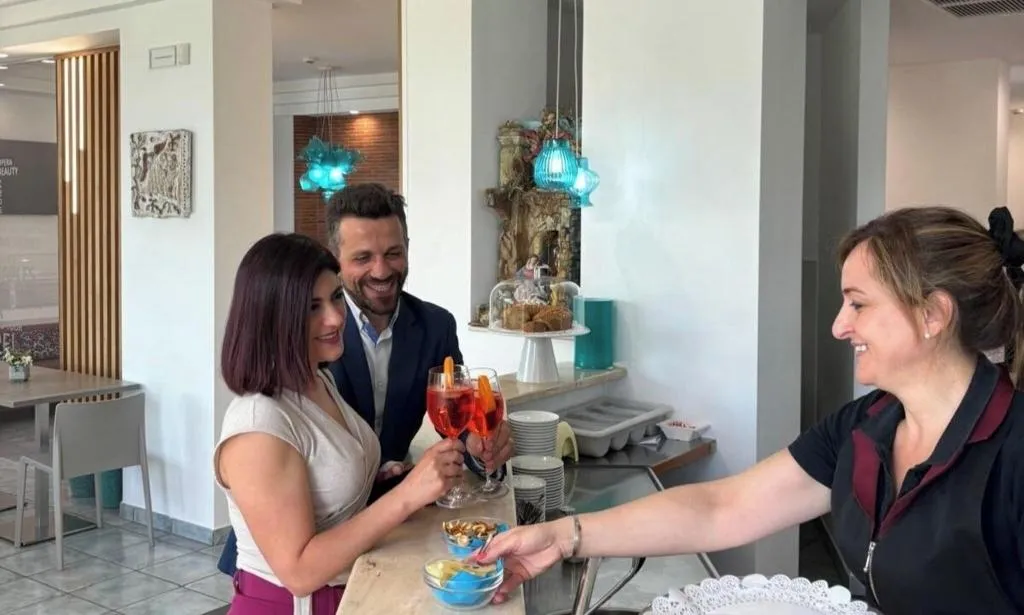 Bar, Maiuri, Naples