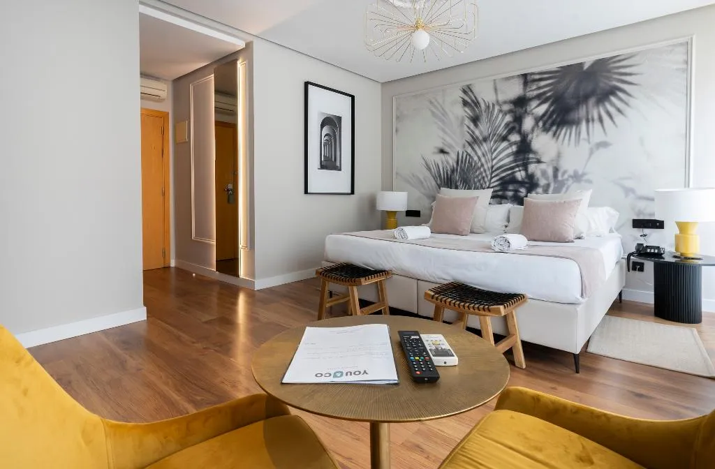 Double or Twin PREMIUM Room, YOU & CO. J. Botánico Boutique, Valencia