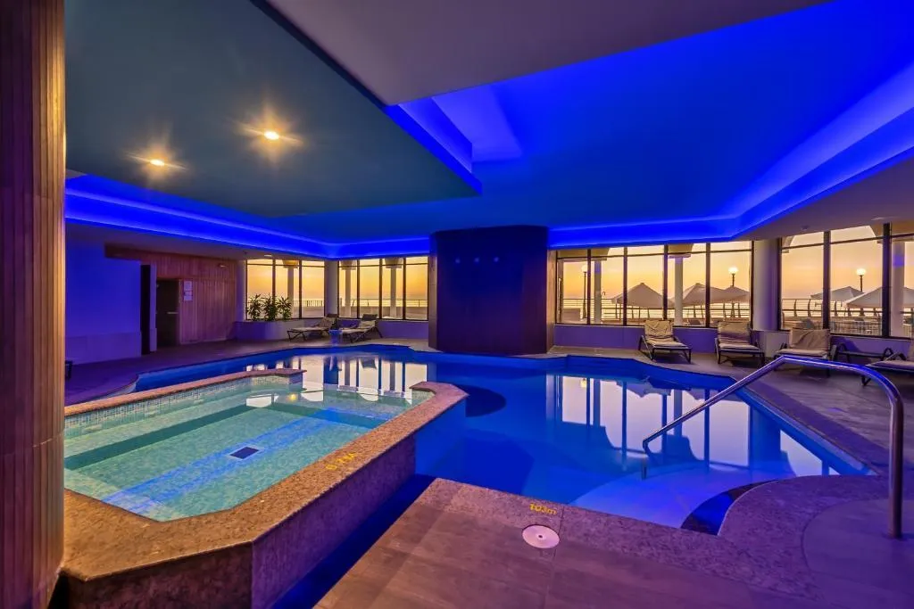Pool, Radisson Blu Resort, Malta St. Julians, Malta