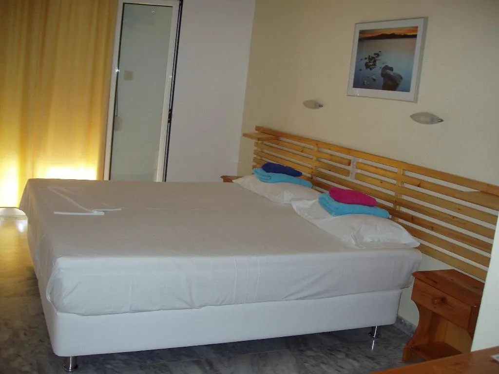 General view, Villa Kavourakia, Skiathos