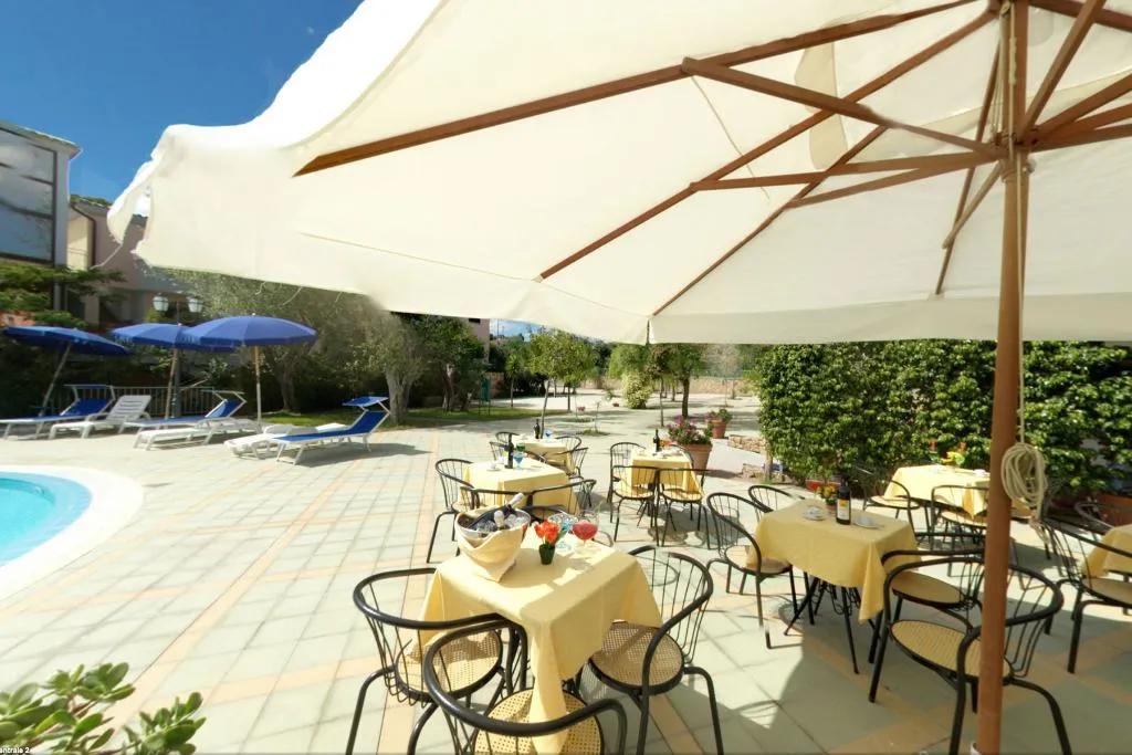 Restaurant, Club Hotel Gli Ontani, Olbia