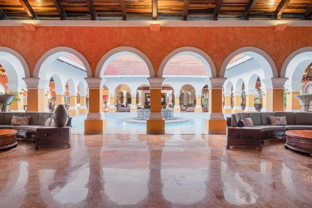 Lobby, Iberostar Waves Paraiso Beach All Inclusive, Cancun Area