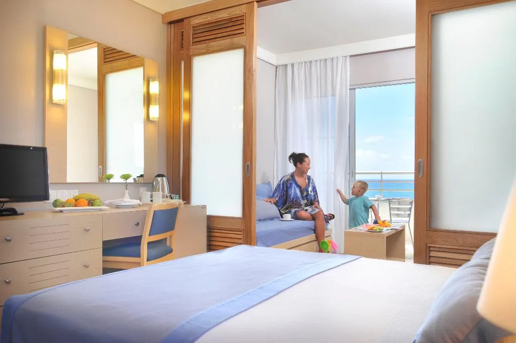 FAMILY ROOM SEA VIEW Room, Louis Ledra Beach, Cyprus
