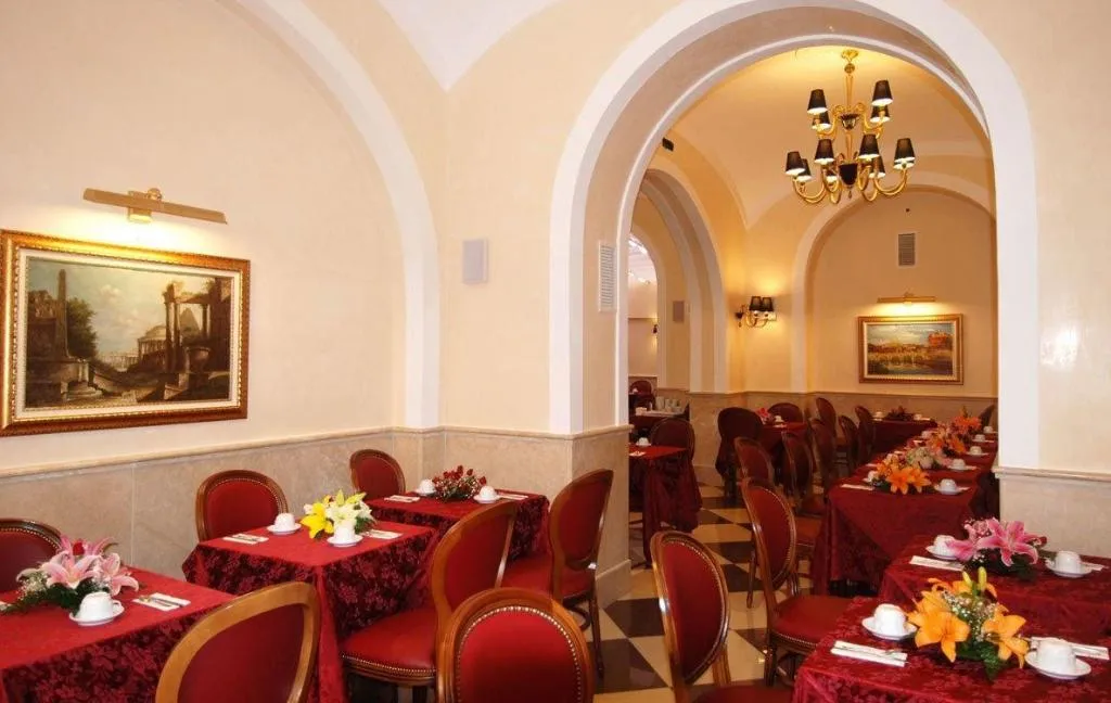 Restaurant, Hotel Campidoglio, Naples
