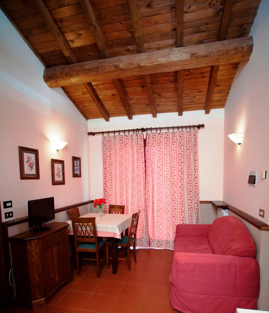 APARTMENT THREE BEDROOMS Room, Poggio Degli Olivi (Appartamenti), Perugia